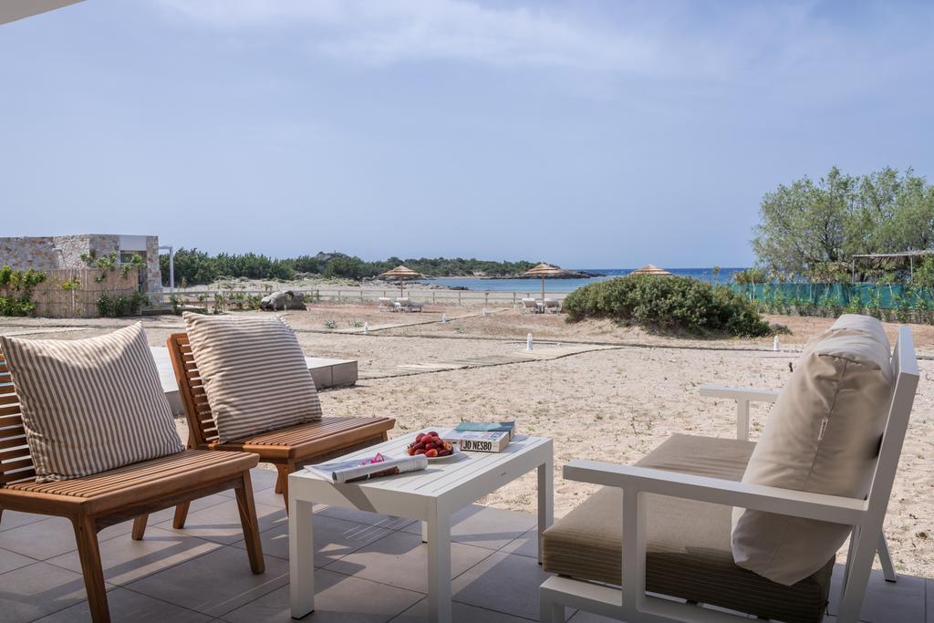 Cedar Bay Beachside Villas Palaiochora Ngoại thất bức ảnh