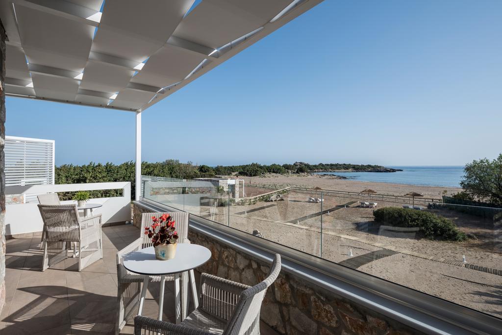 Cedar Bay Beachside Villas Palaiochora Ngoại thất bức ảnh