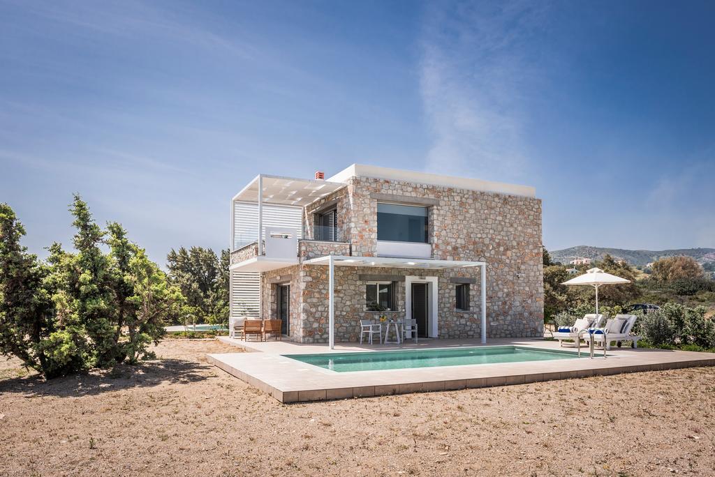 Cedar Bay Beachside Villas Palaiochora Ngoại thất bức ảnh